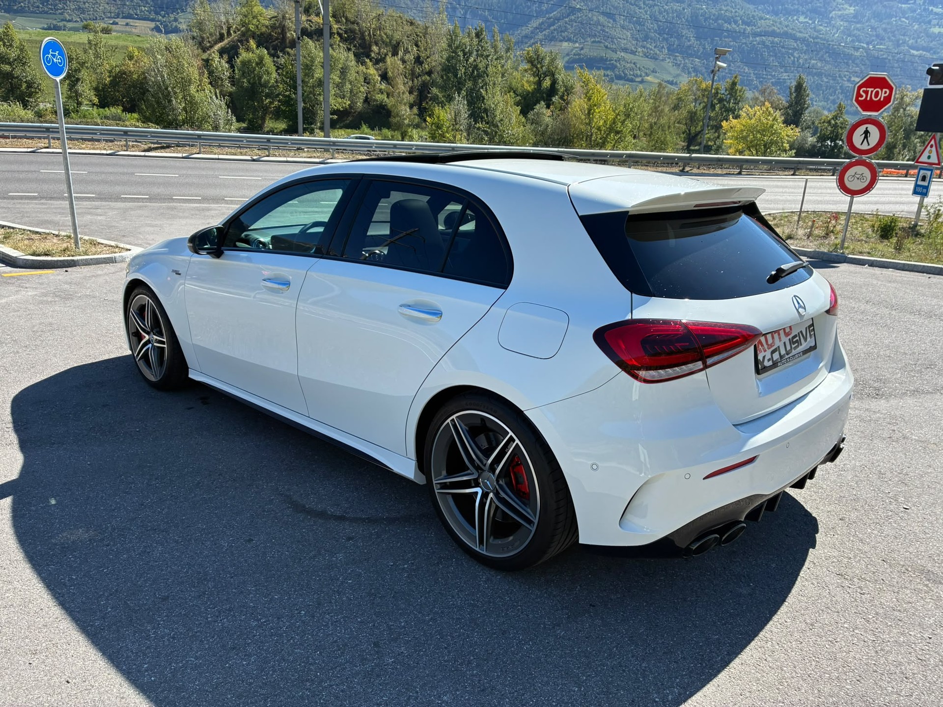 MERCEDES-BENZ A 45 S AMG 4Matic+ Speedshift-image-3