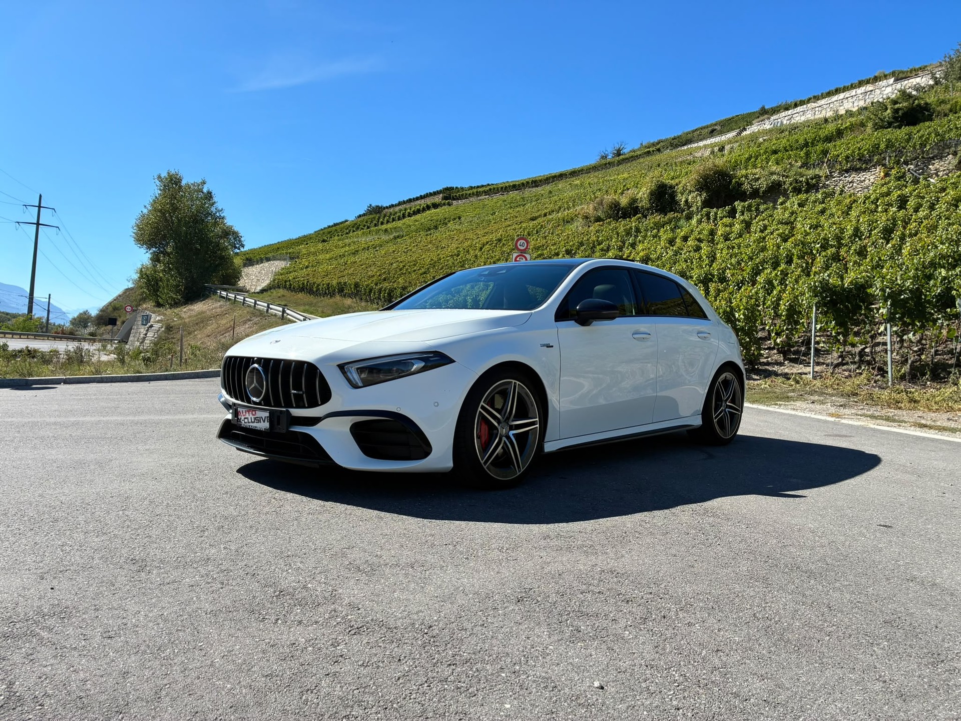 MERCEDES-BENZ A 45 S AMG 4Matic+ Speedshift-image-2