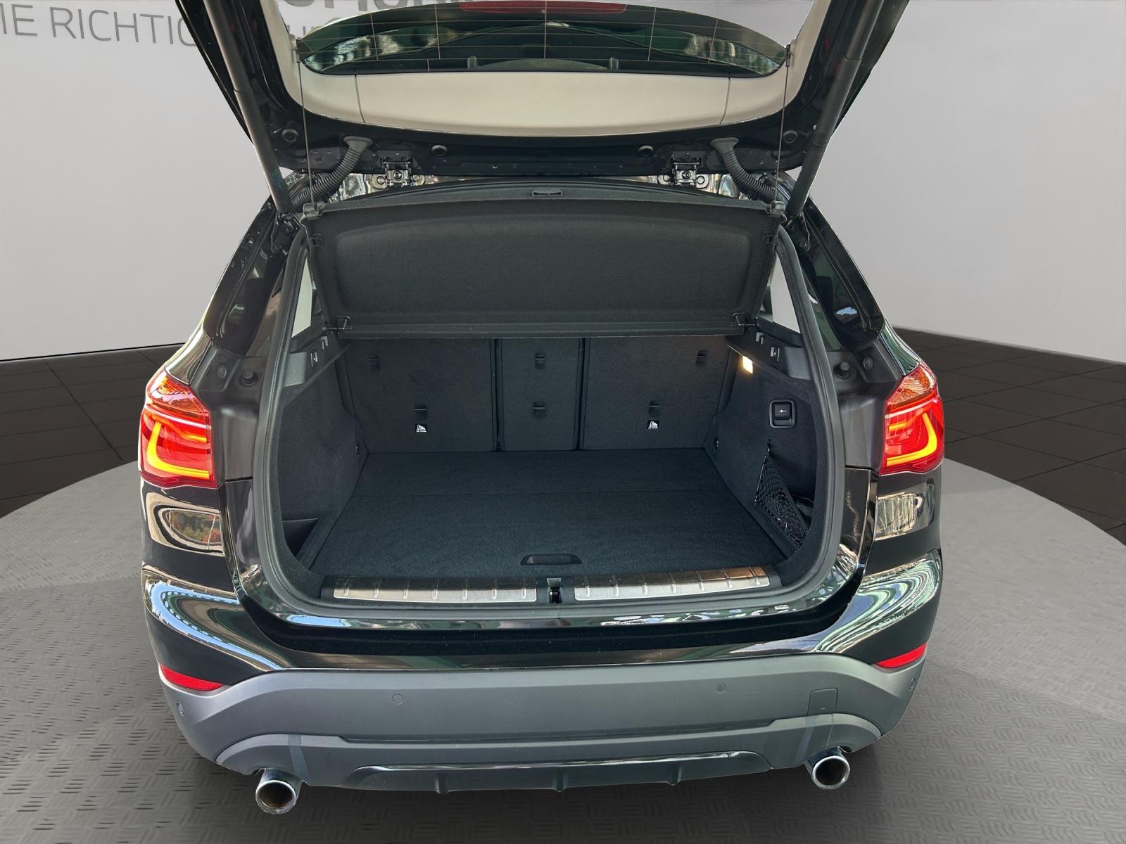 BMW X1 20i xDrive-image-27