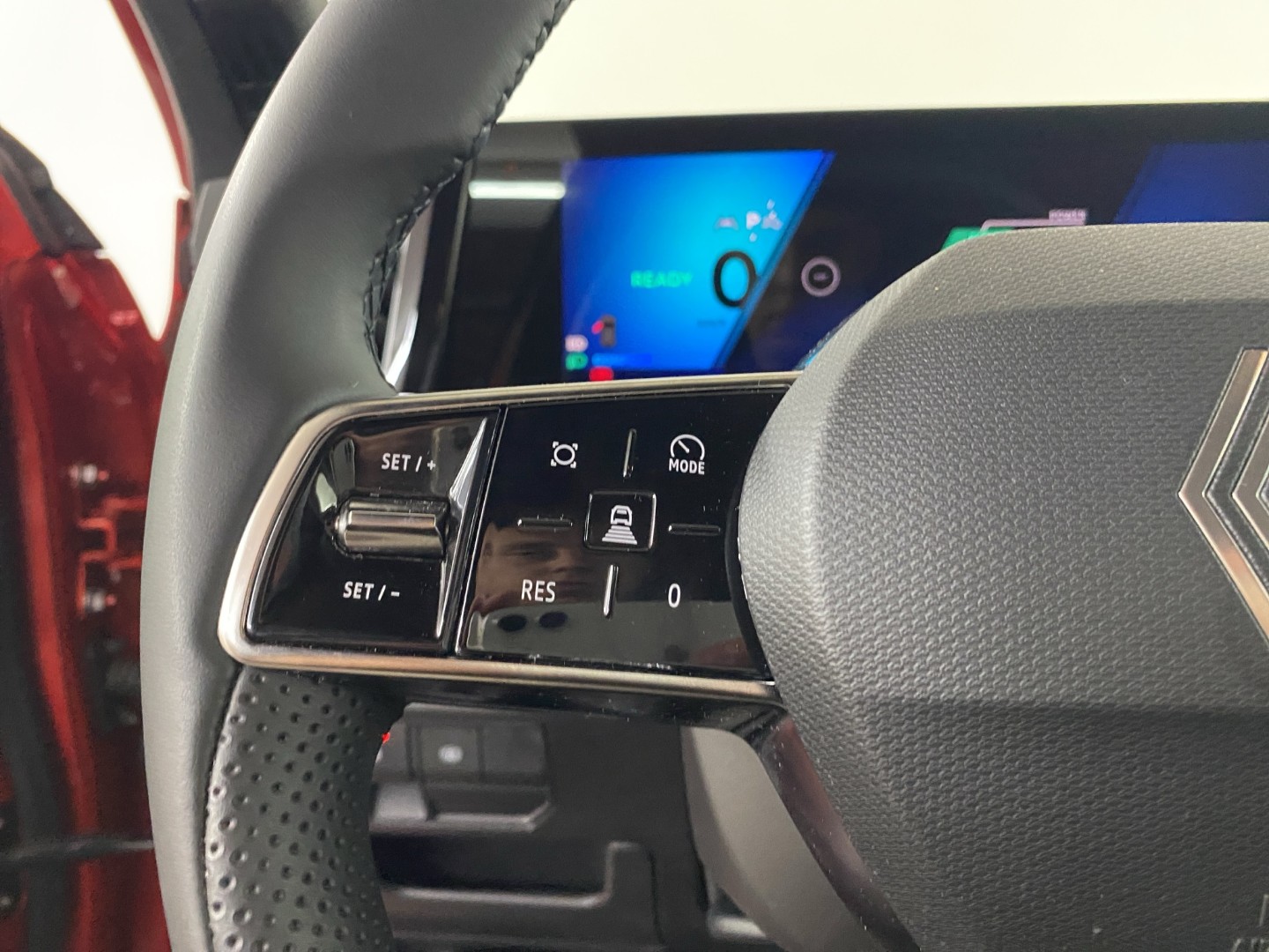 RENAULT Espace 1.2 E-Tech 200 Techno-image-17