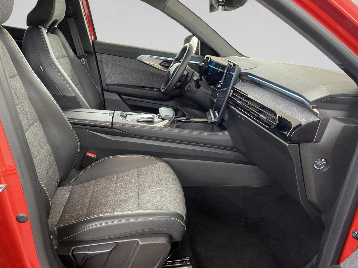 RENAULT Espace 1.2 E-Tech 200 Techno-image-8