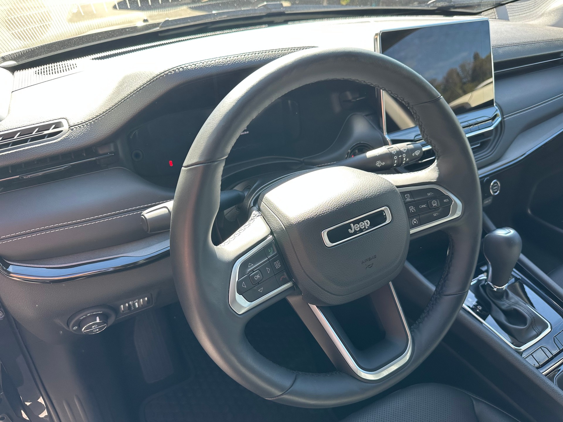 JEEP Compass 4x2 1.5 T MHEV Summit-image-5
