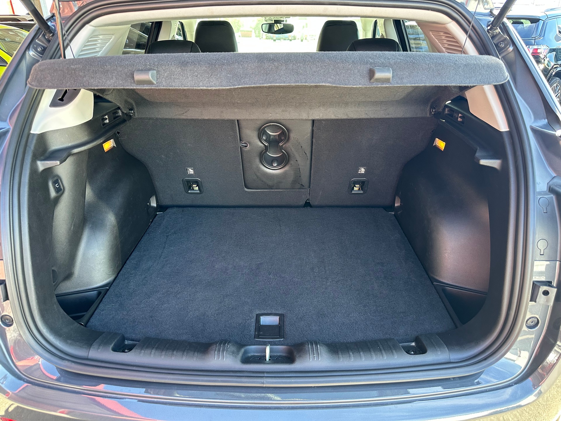 JEEP Compass 4x2 1.5 T MHEV Summit-image-13