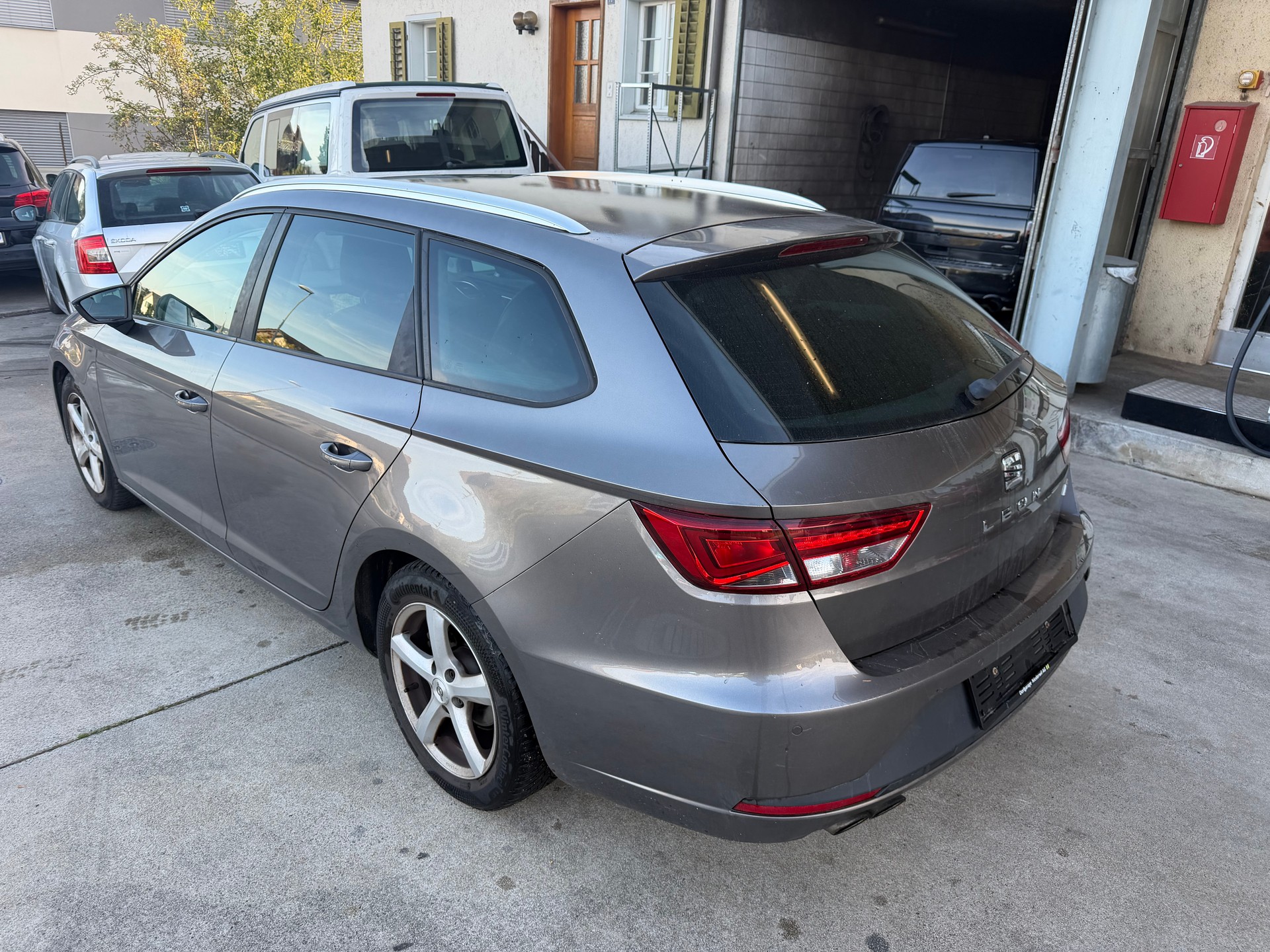 SEAT Leon ST 1.4 TSI FR Viva DSG-image-6