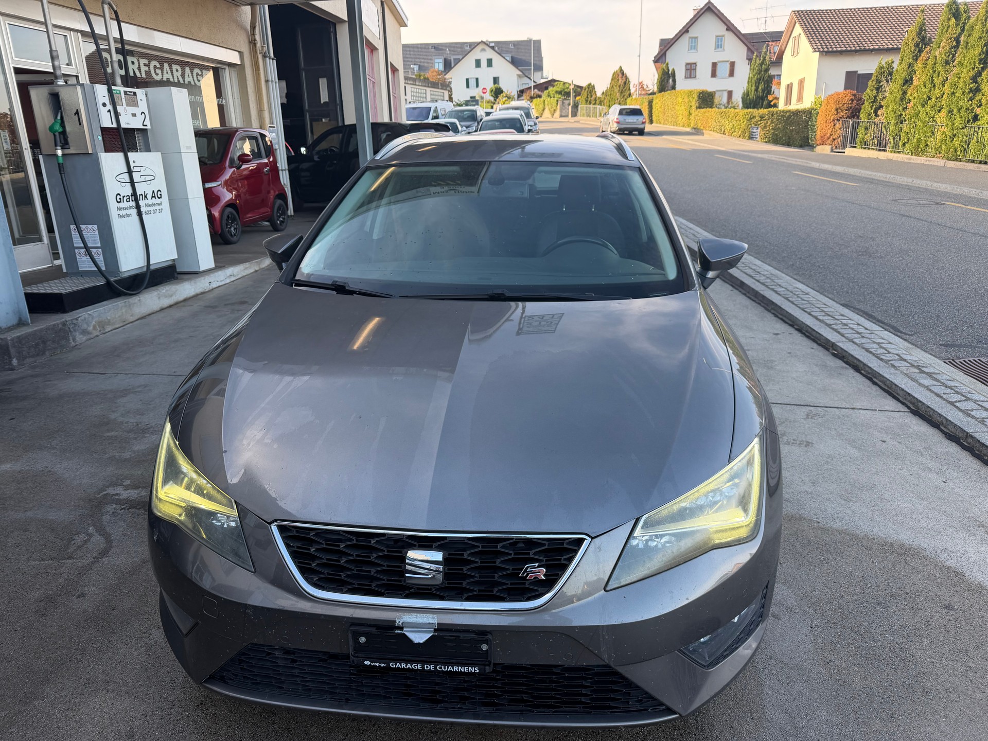 SEAT Leon ST 1.4 TSI FR Viva DSG-image-1