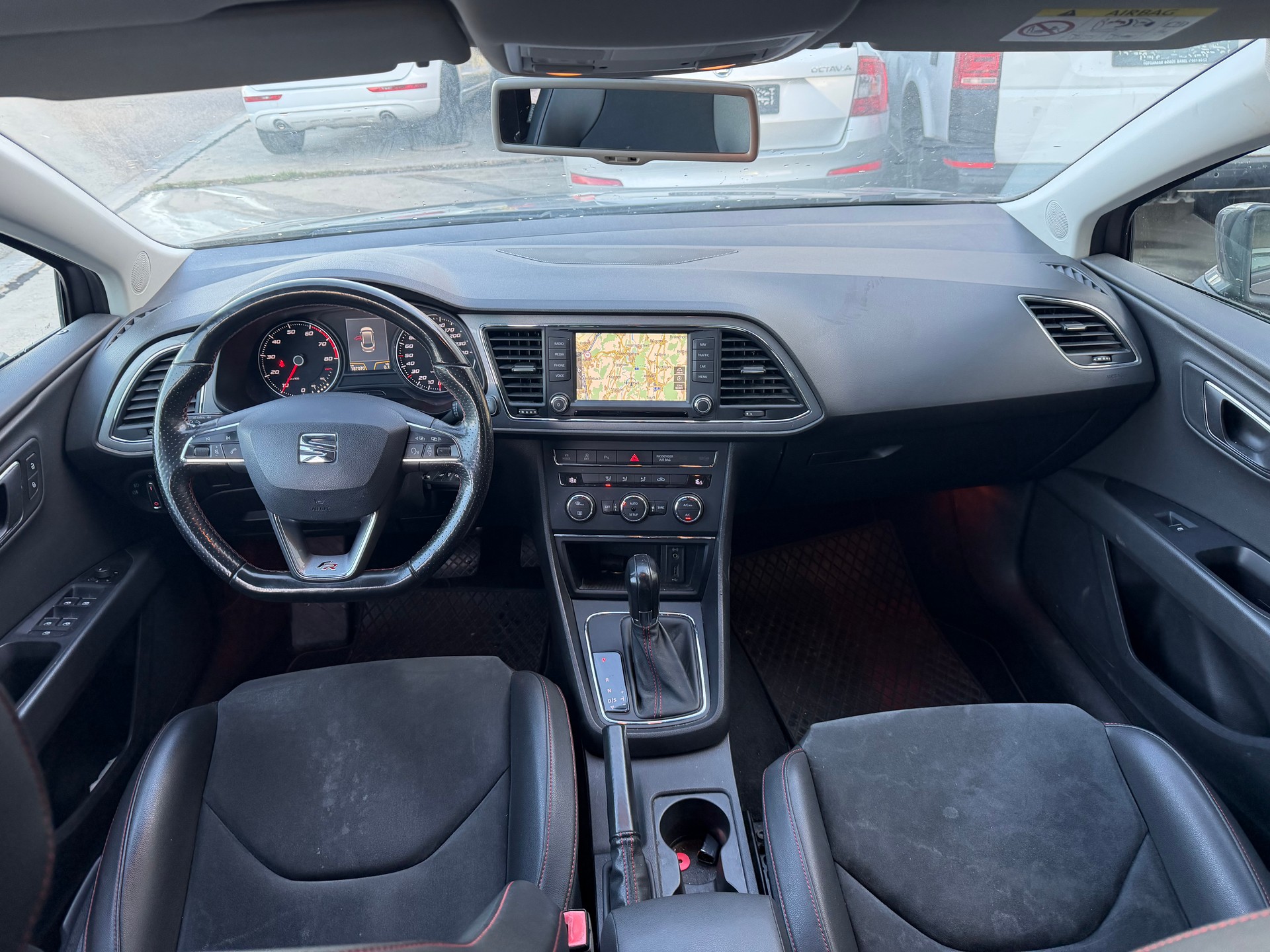 SEAT Leon ST 1.4 TSI FR Viva DSG-image-10