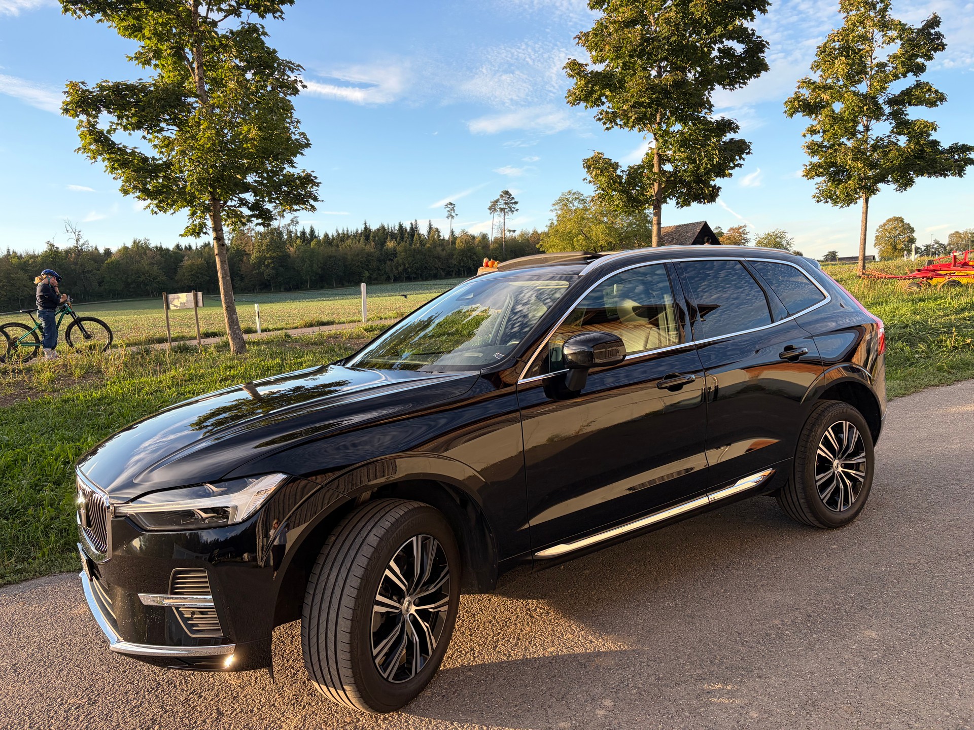 VOLVO 2.0 B5 MH Inscription AWD-image-0