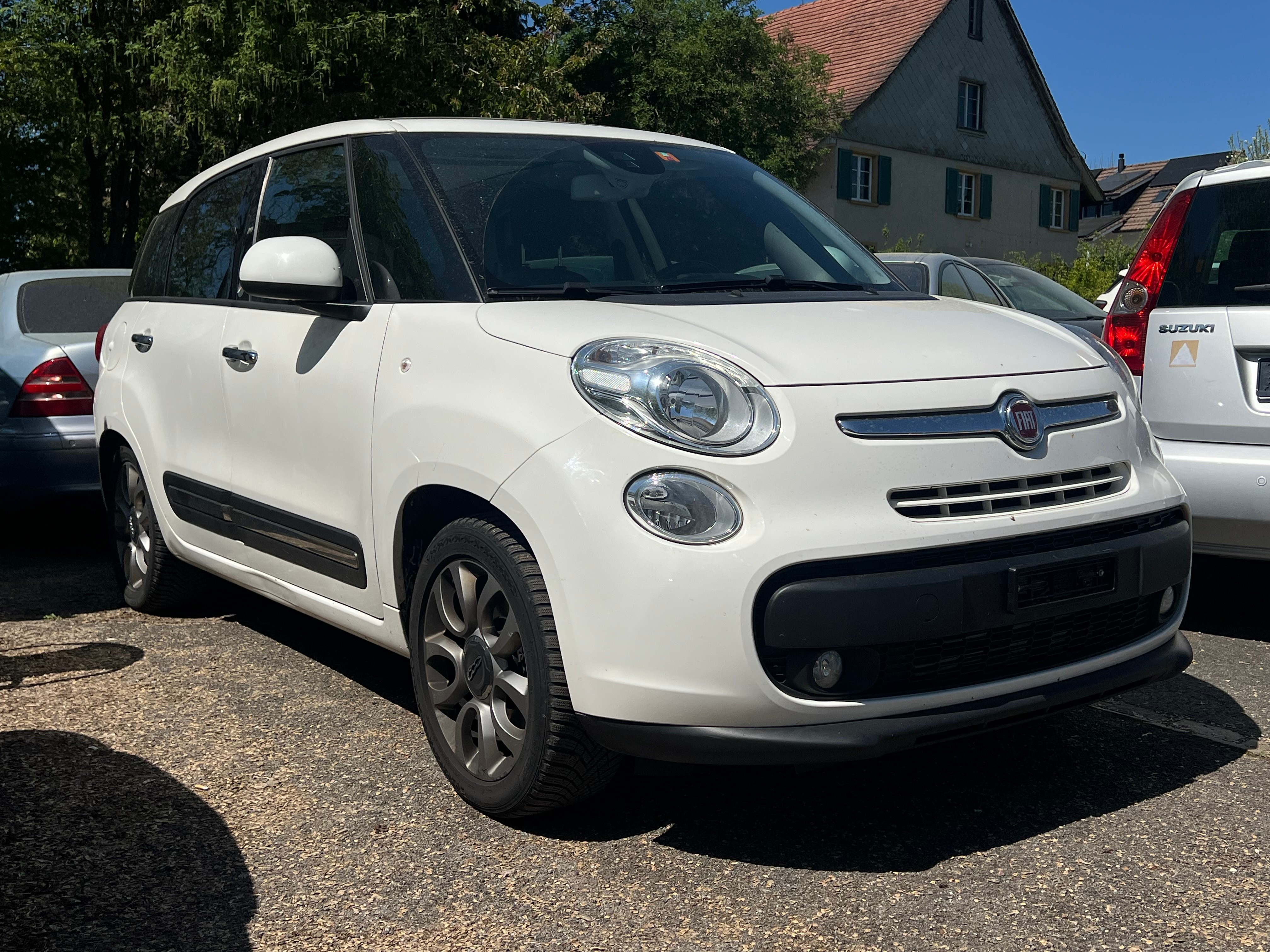 Car photo