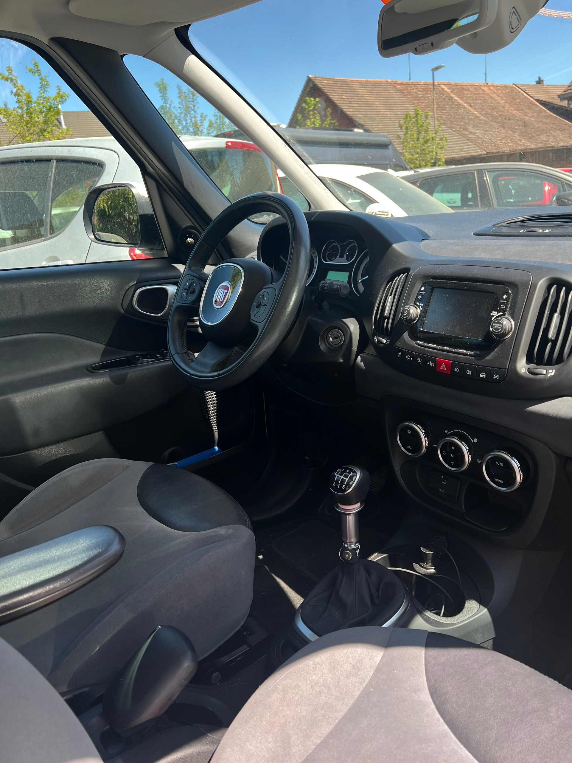 FIAT 500L Living 1.6 JTD Lounge-image-6