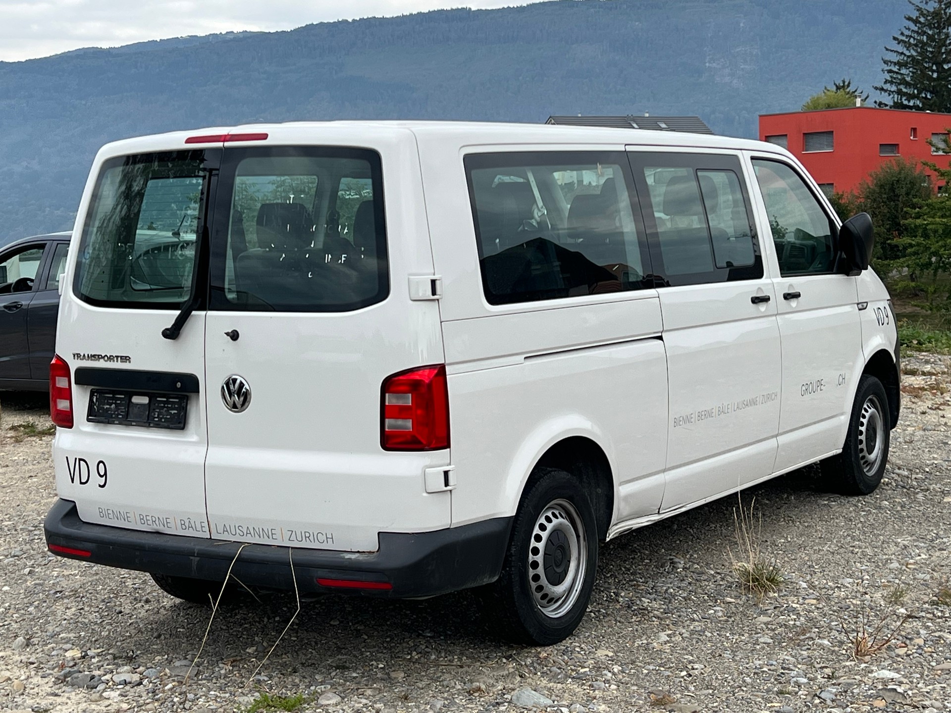 VW T6 Caravelle 2.0 TDI Trendline Liberty LWB-image-3