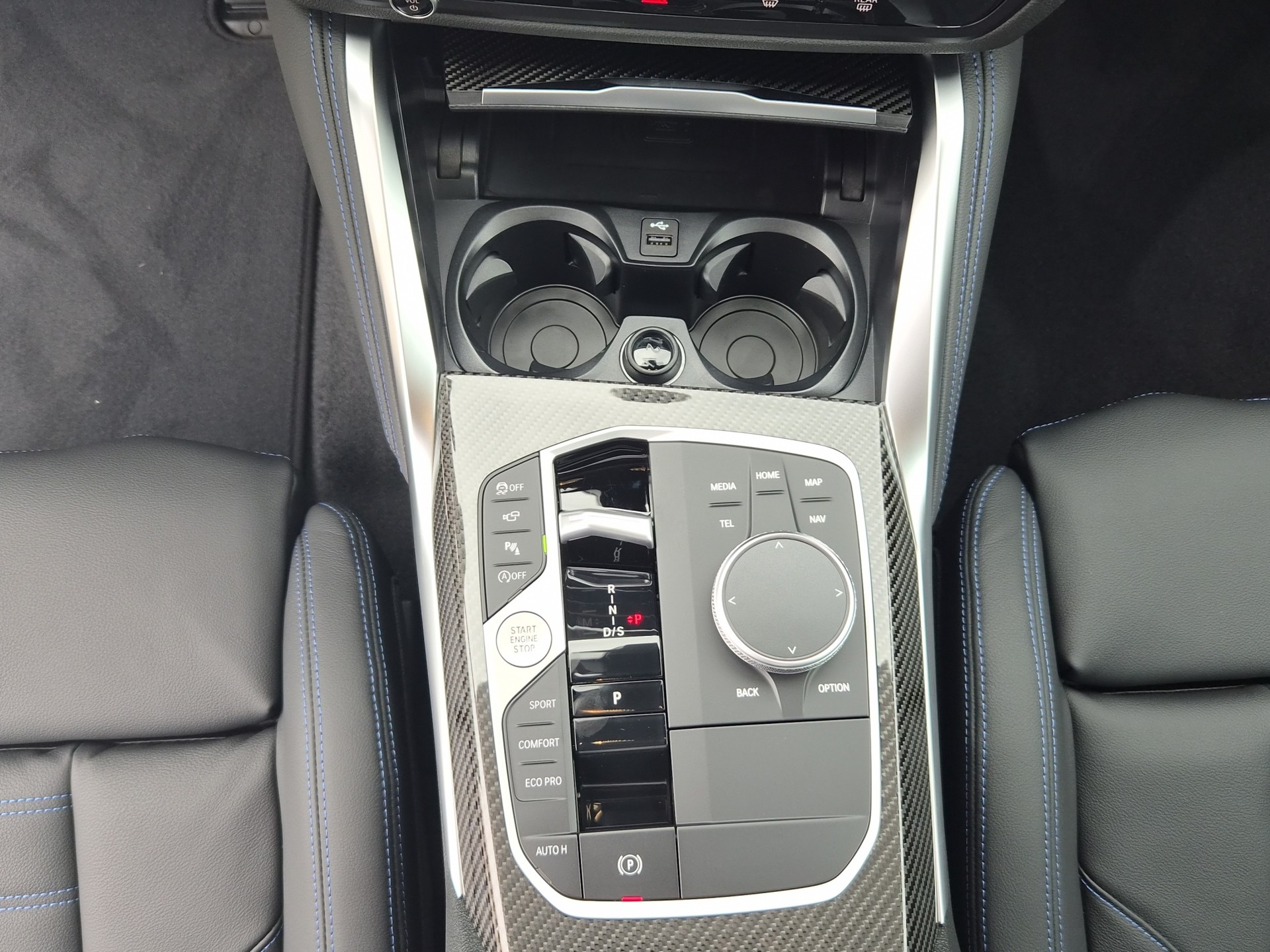 BMW M240i xDrive M Sport Pro Steptronic-image-16