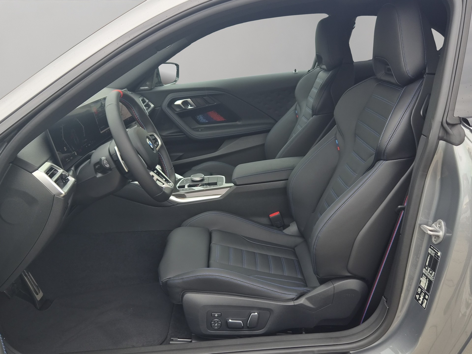BMW M240i xDrive M Sport Pro Steptronic-image-10