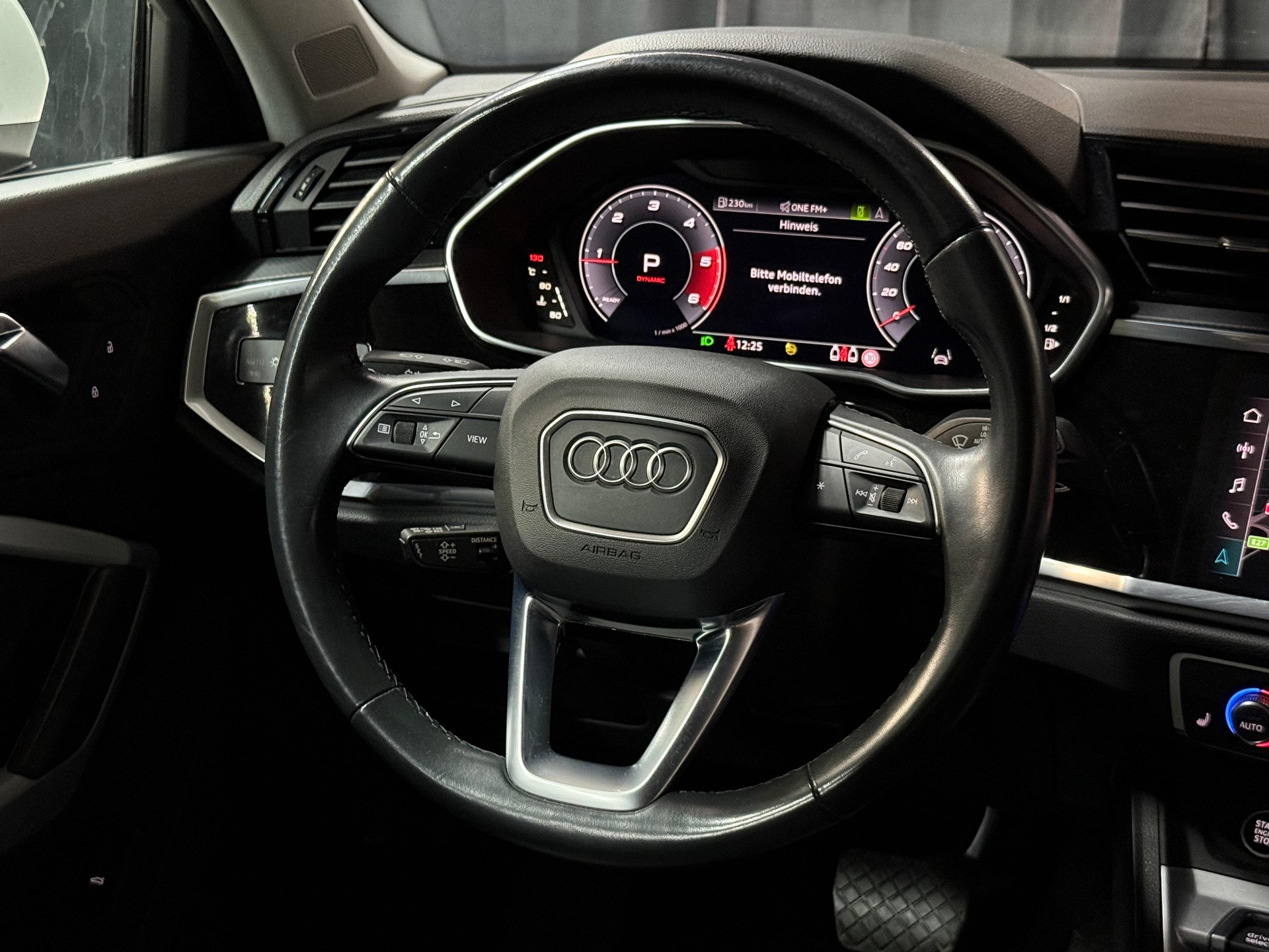 AUDI Q3 Sportback 35 TDI quattro S-tronic-image-7
