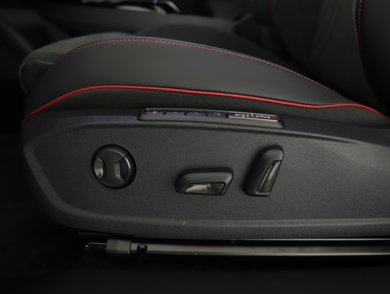 VW ID.4 GTX 77 kWh 4Motion-image-13
