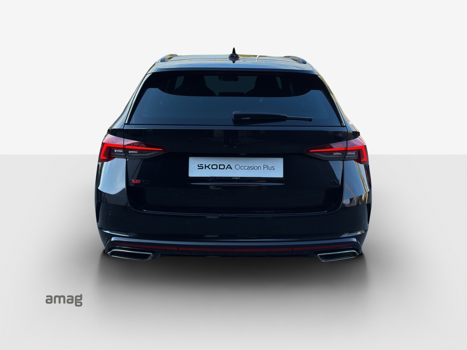 SKODA Octavia Combi 1.4 TSI PHEV DSG RS-image-3