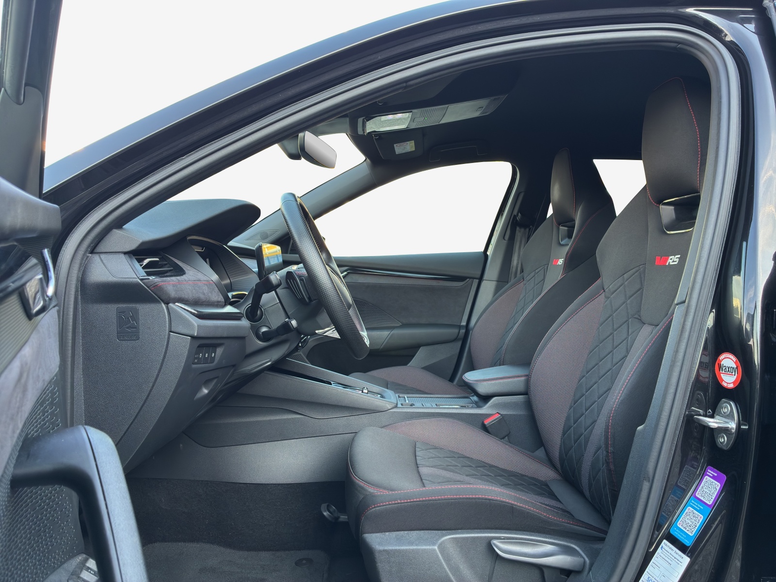 SKODA Octavia Combi 1.4 TSI PHEV DSG RS-image-7