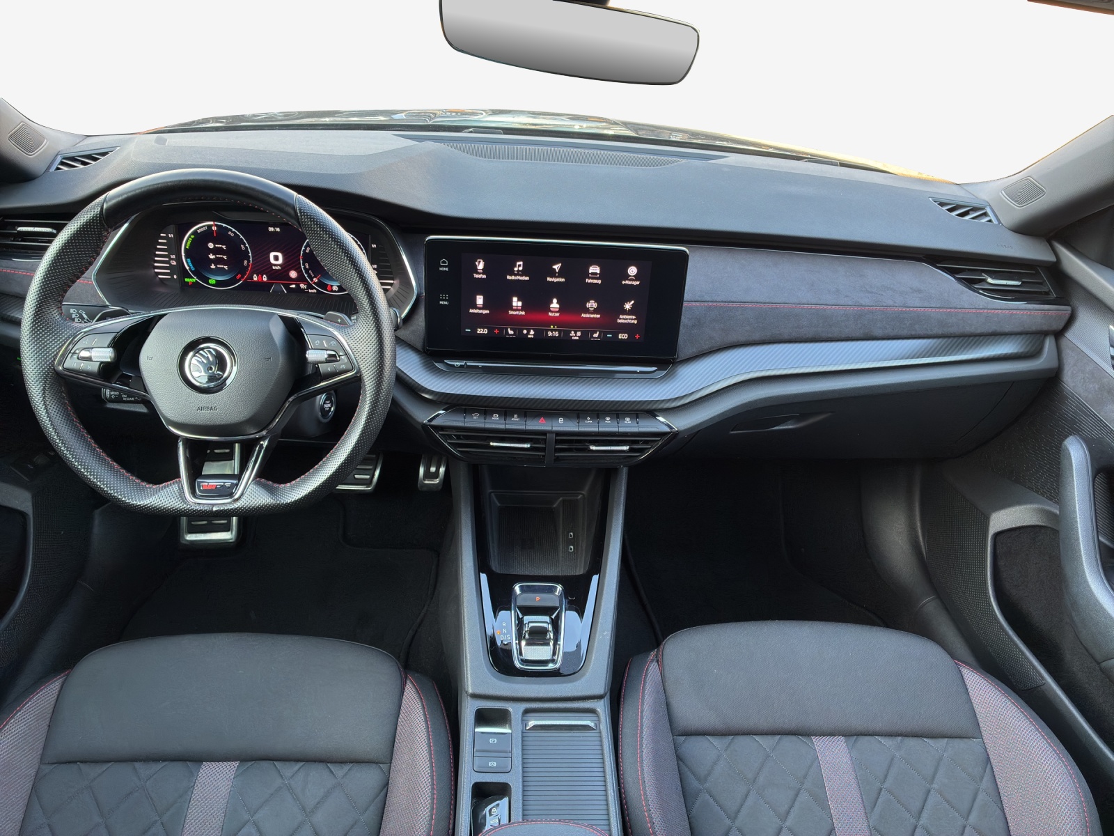 SKODA Octavia Combi 1.4 TSI PHEV DSG RS-image-8