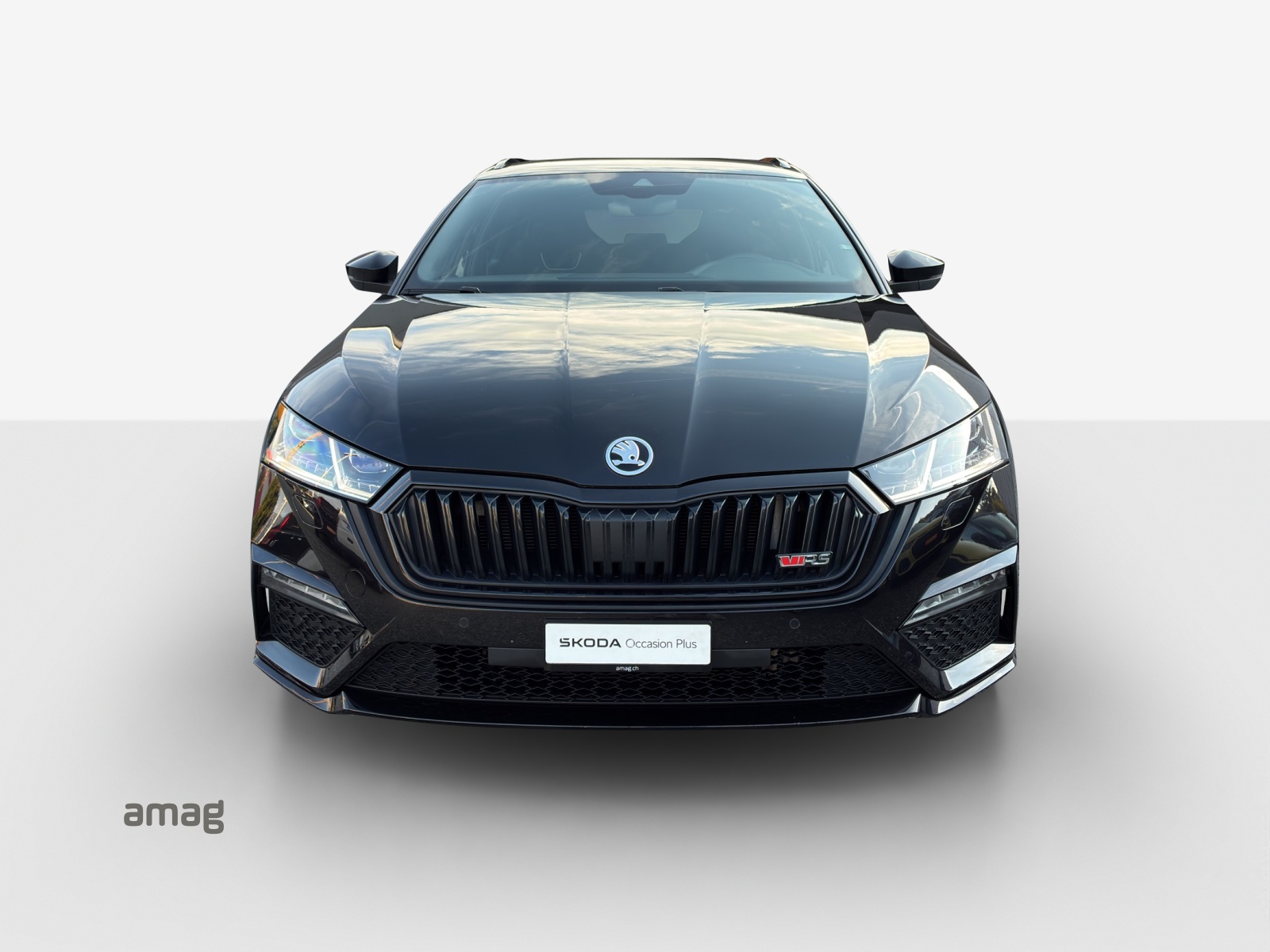 SKODA Octavia Combi 1.4 TSI PHEV DSG RS-image-6