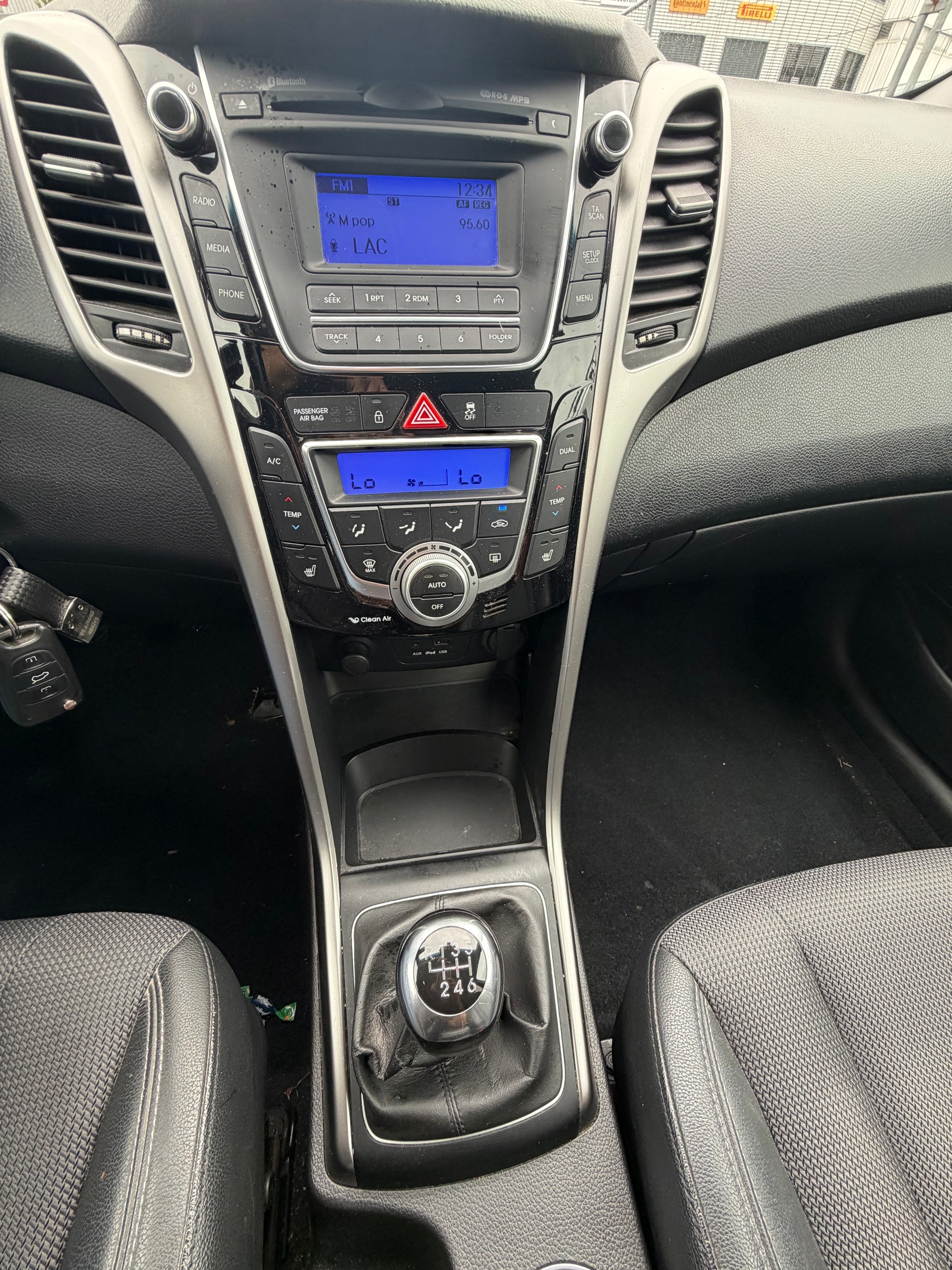 HYUNDAI i30 1.6 GDI GO!-image-10