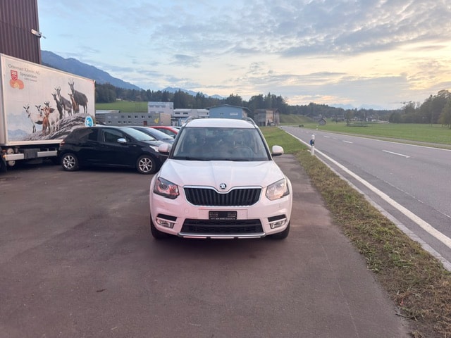 SKODA Yeti 1.8 TSI Active 4x4 DSG-image-8