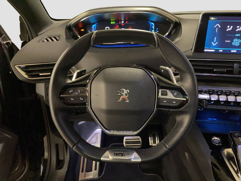 PEUGEOT 3008 1.6 Plug-in Hybrid4 GT-image-7