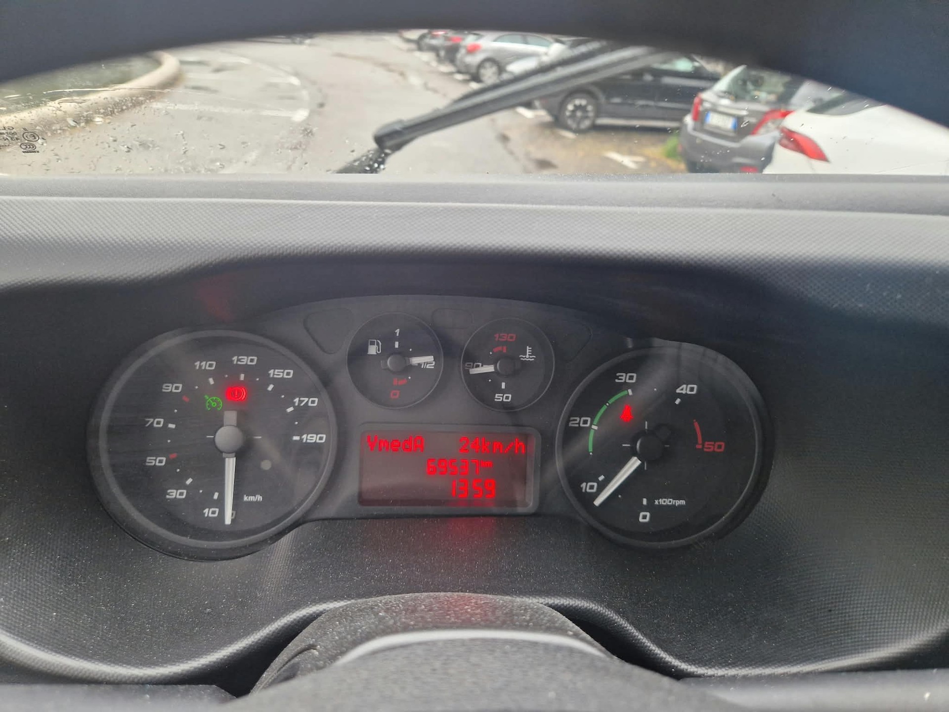 IVECO DAILY 35 C 15 - Ponte Ribaltabile 3 Lati - Doppio Gancio di Traino KG. 3500-image-9