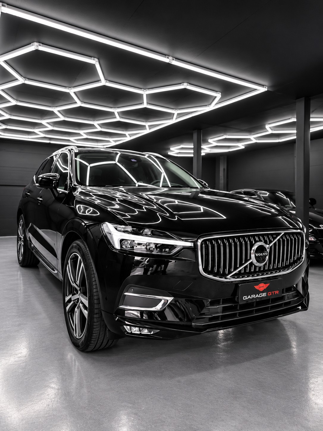 VOLVO XC60 B6 Benzin Mild Hybrid AWD Inscription Geartronic-image-2