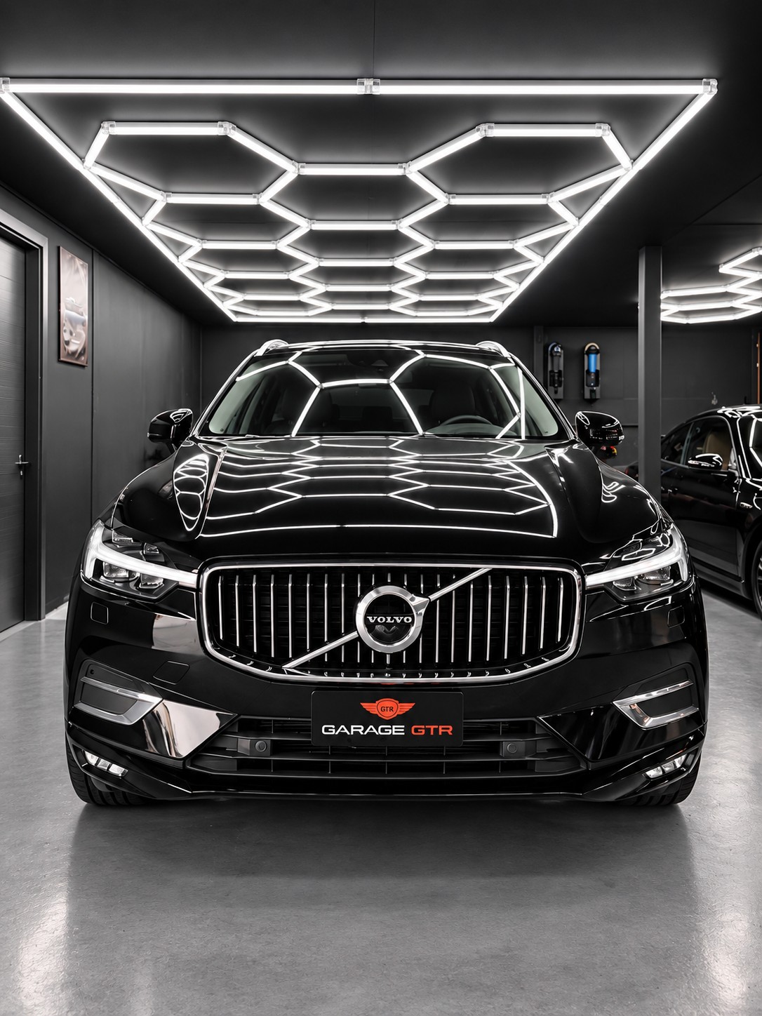 VOLVO XC60 B6 Benzin Mild Hybrid AWD Inscription Geartronic-image-1