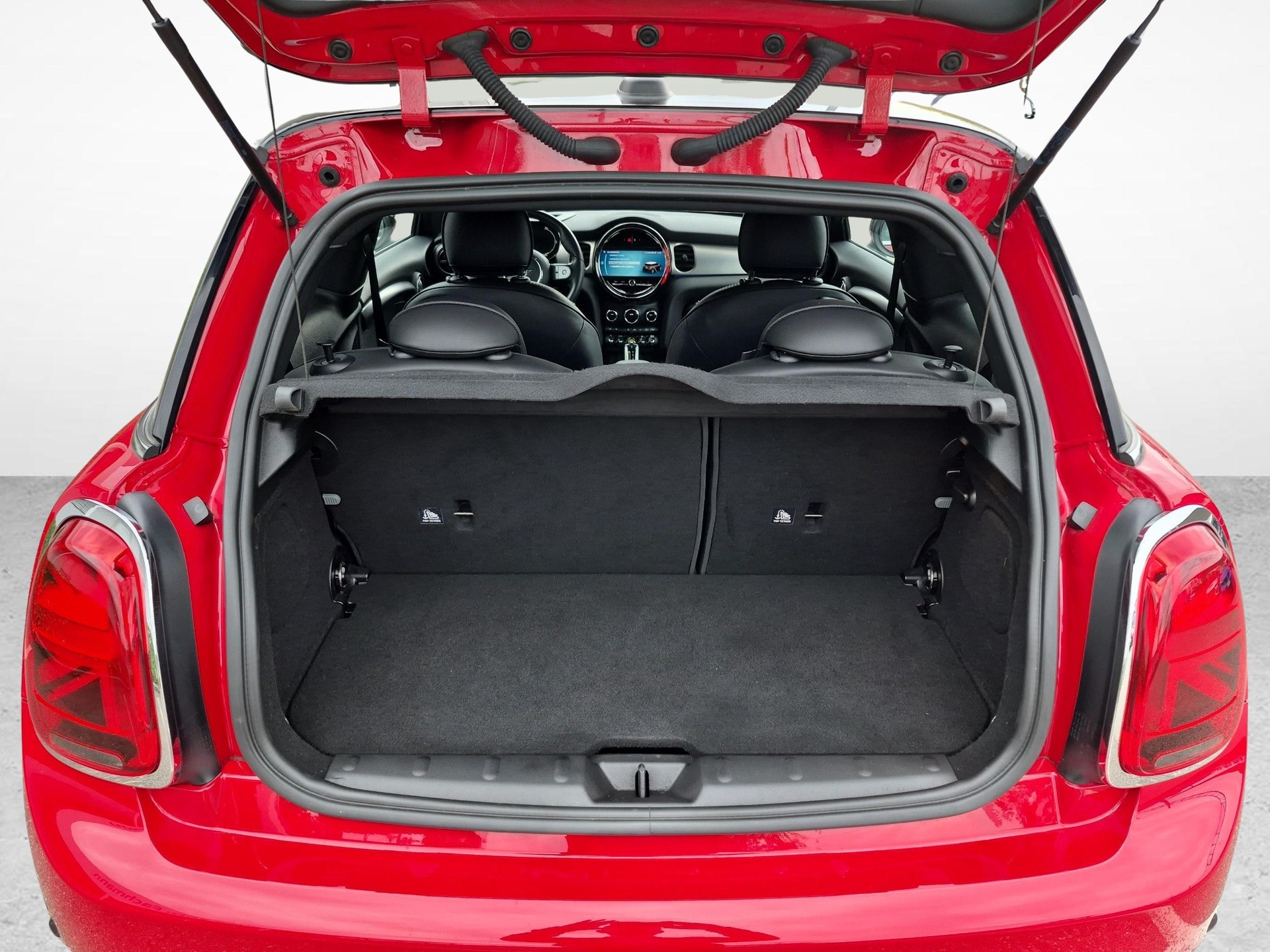 MINI F56 Cooper SE-image-12