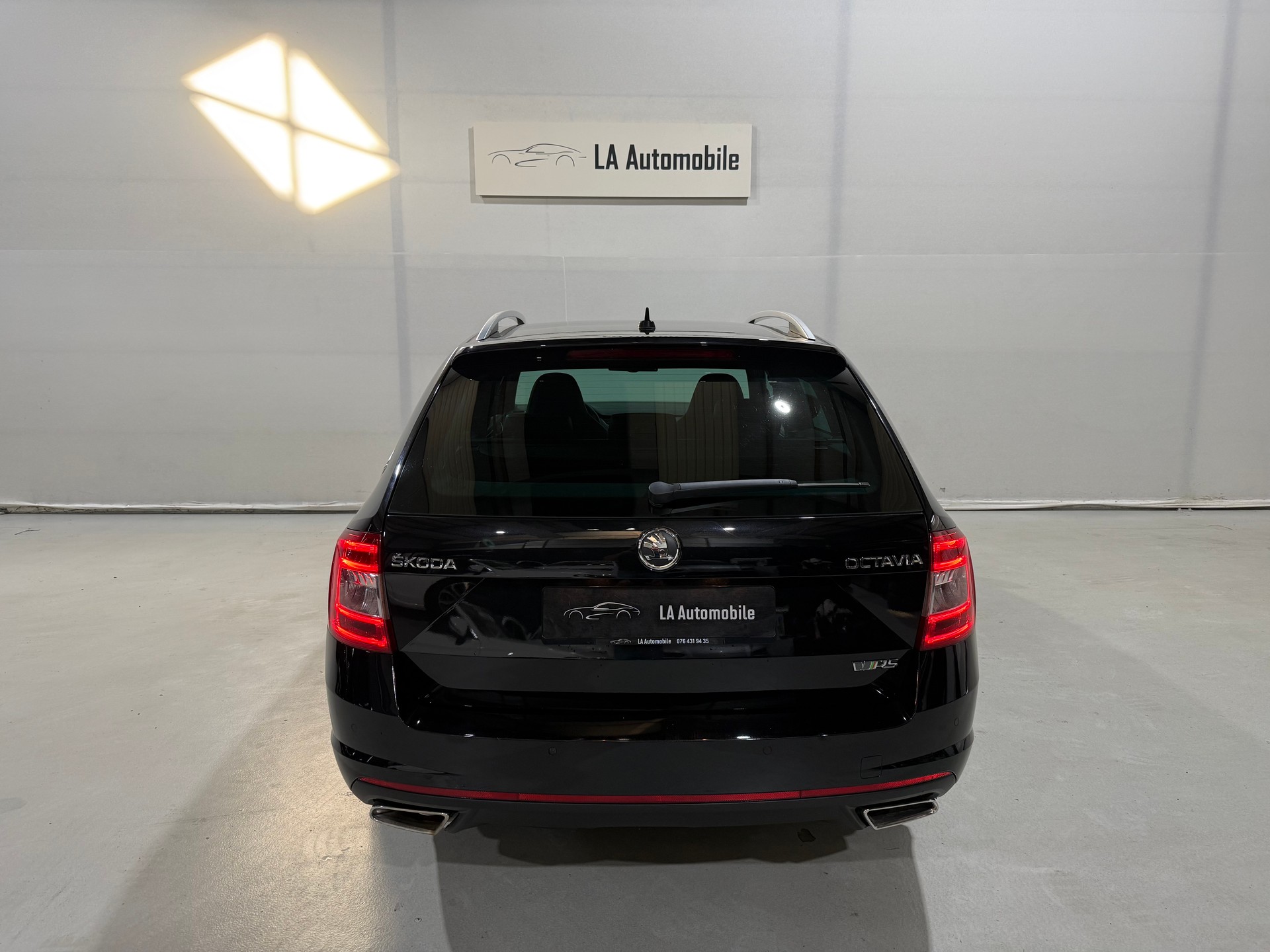 SKODA Octavia Combi 2.0 TDI RS DSG-image-7