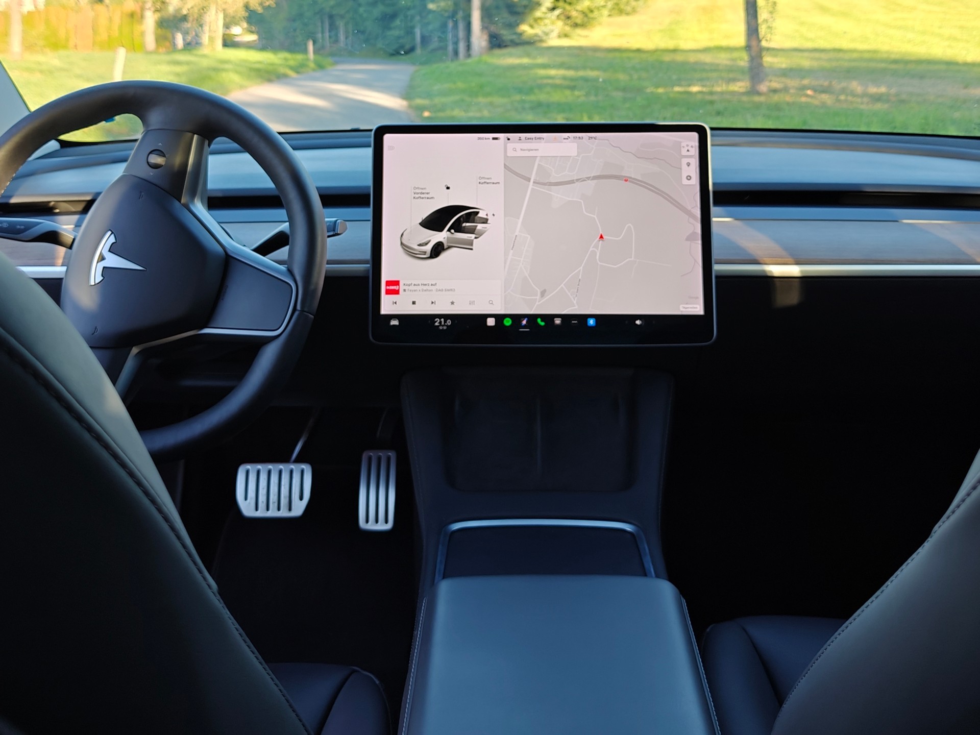 TESLA Model 3 Performance Dual Motor AWD-image-2