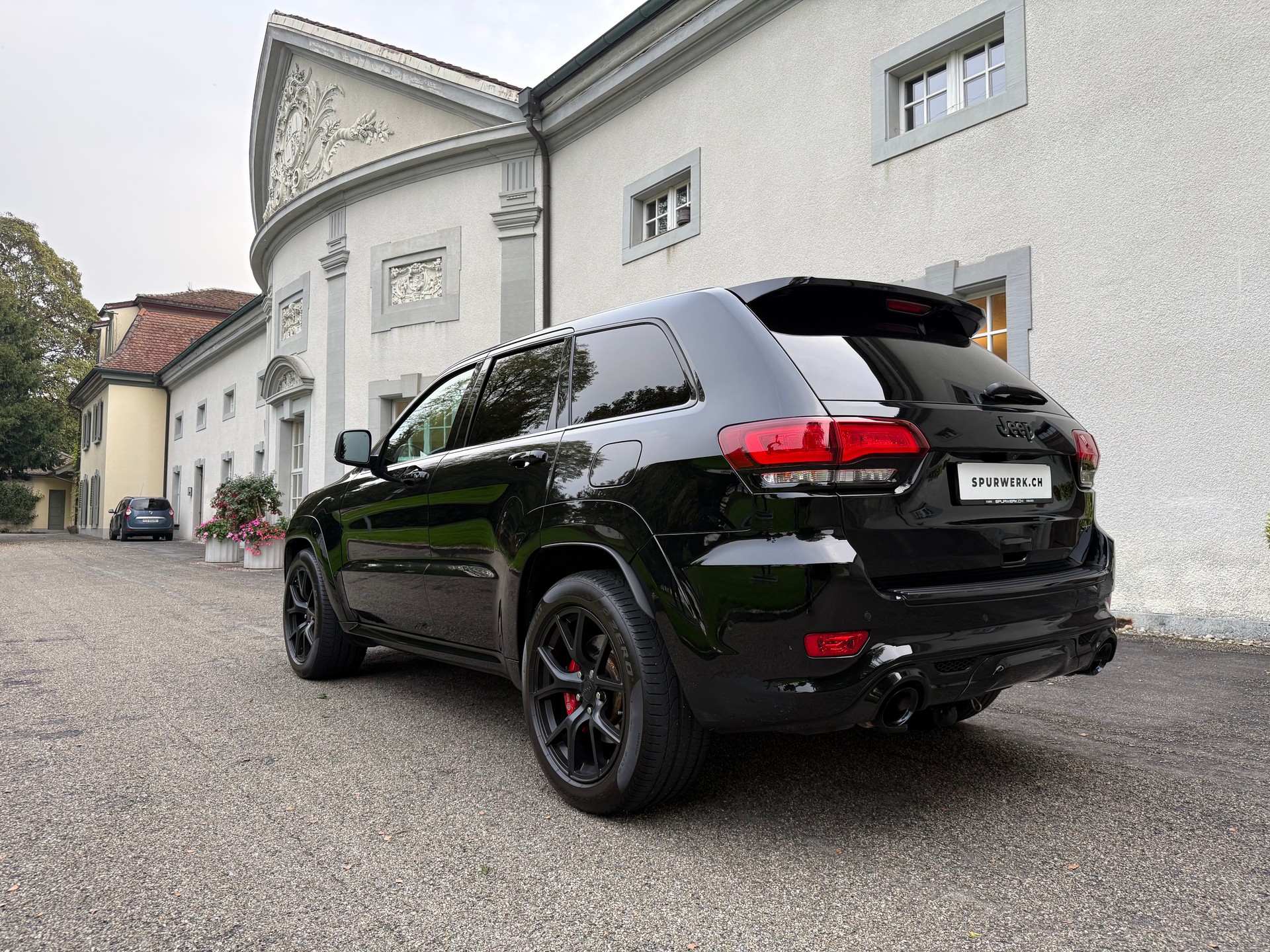 JEEP Grand Cherokee 6.4 V8 HEMI SRT8 Automatic-image-4