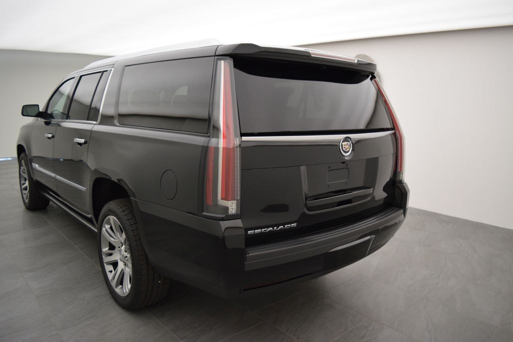 CADILLAC Escalade 6.2 ESV Premium-image-6