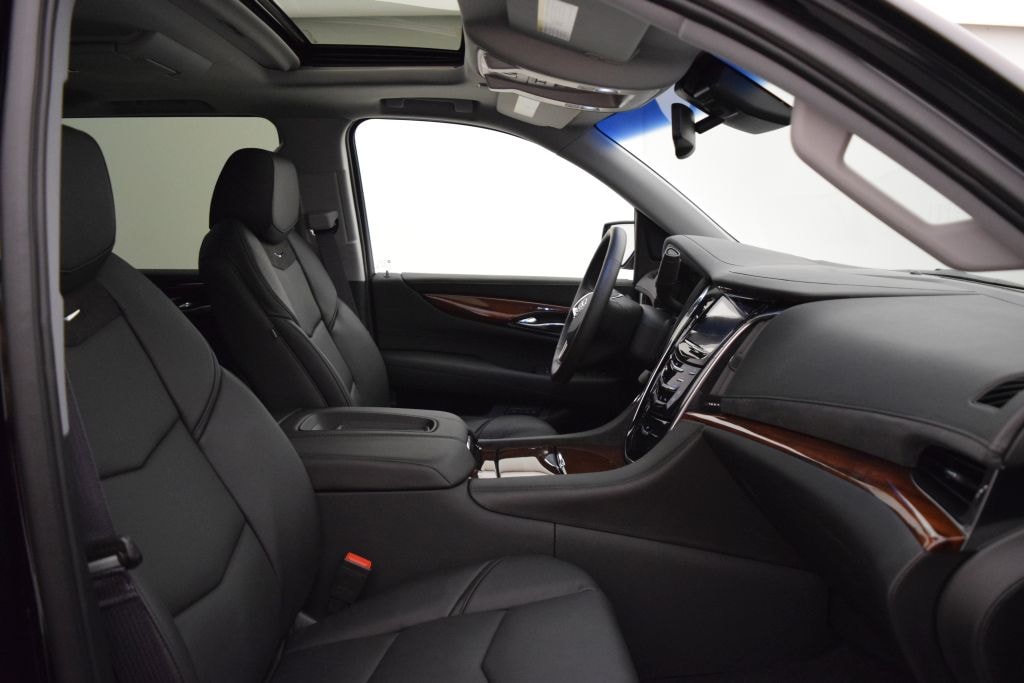 CADILLAC Escalade 6.2 ESV Premium-image-11