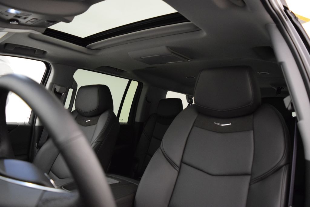 CADILLAC Escalade 6.2 ESV Premium-image-10