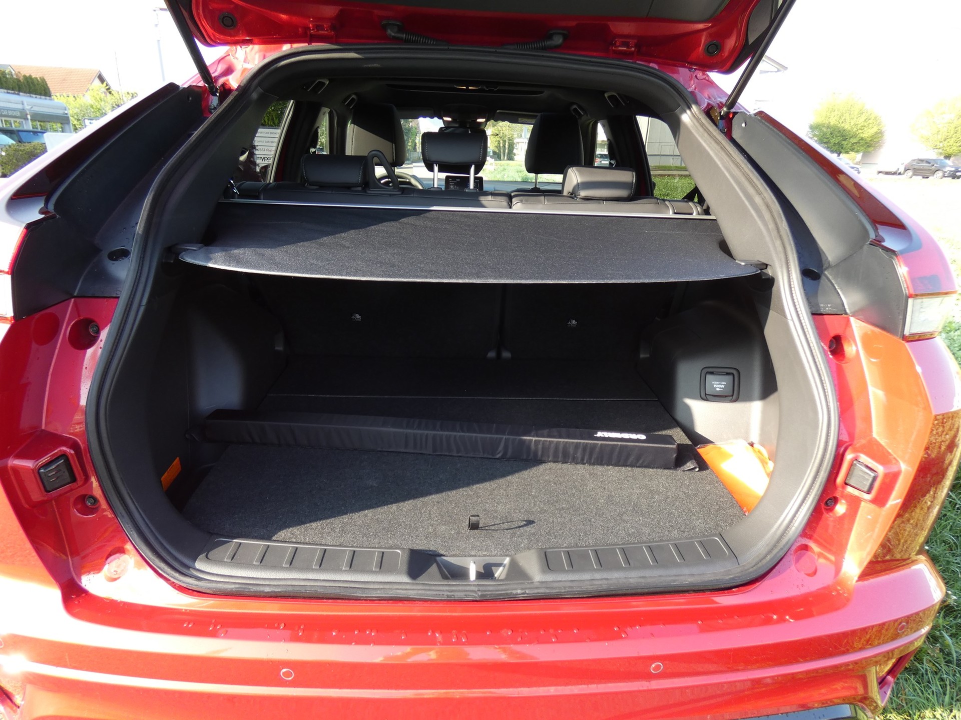 MITSUBISHI Eclipse Cross 2.4 PHEV Diamond 4WD-image-5