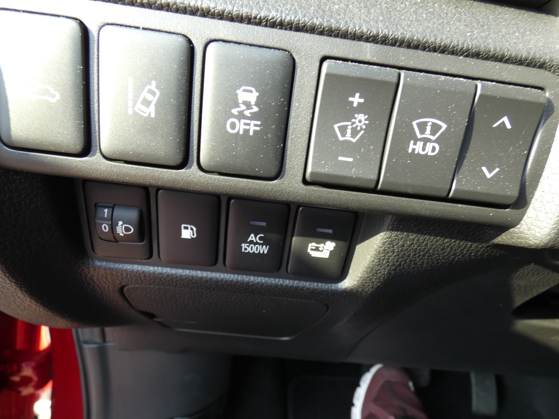 MITSUBISHI Eclipse Cross 2.4 PHEV Diamond 4WD-image-13
