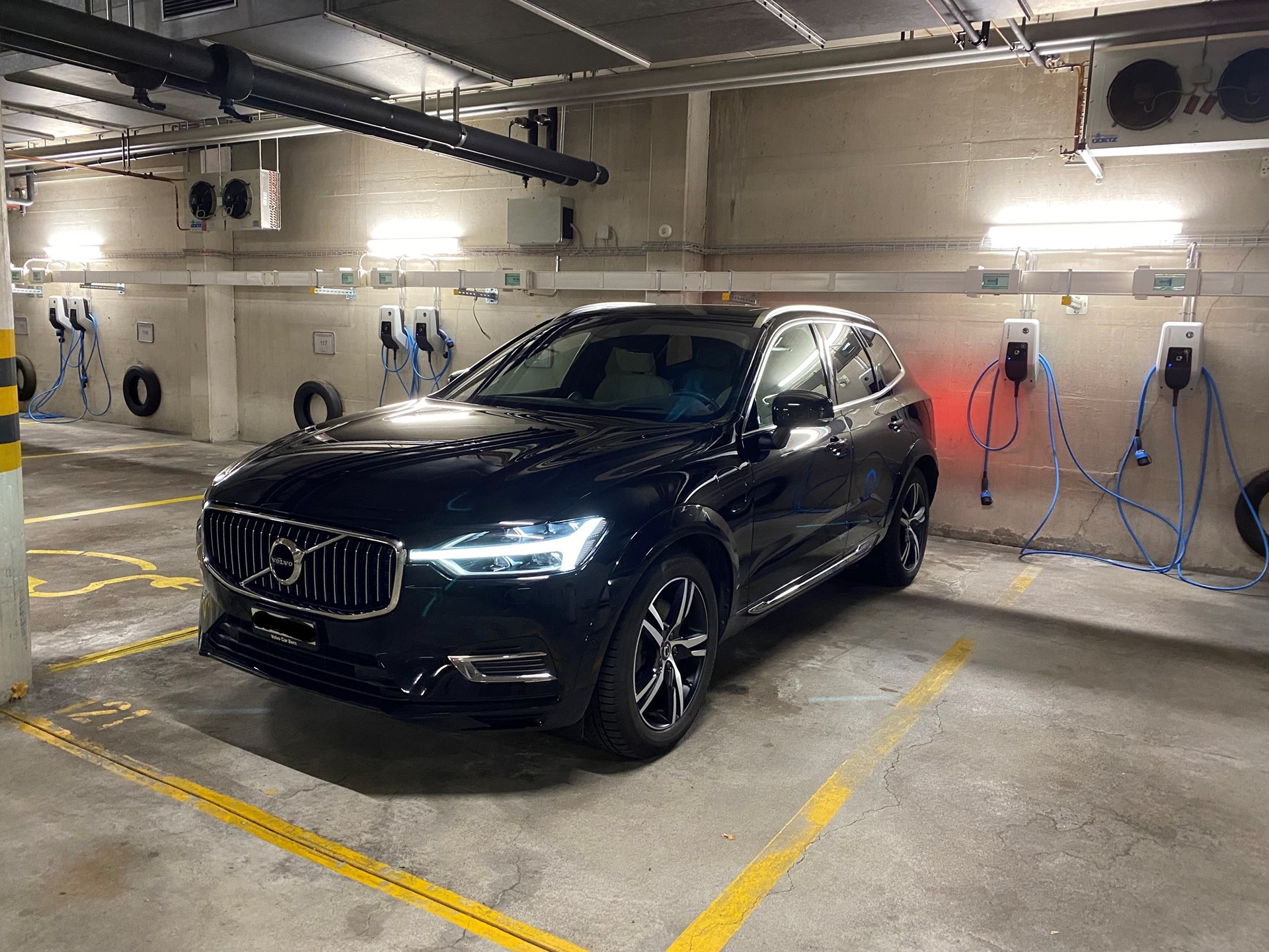 VOLVO XC60 T8 eAWD Inscription Geartronic-image-2