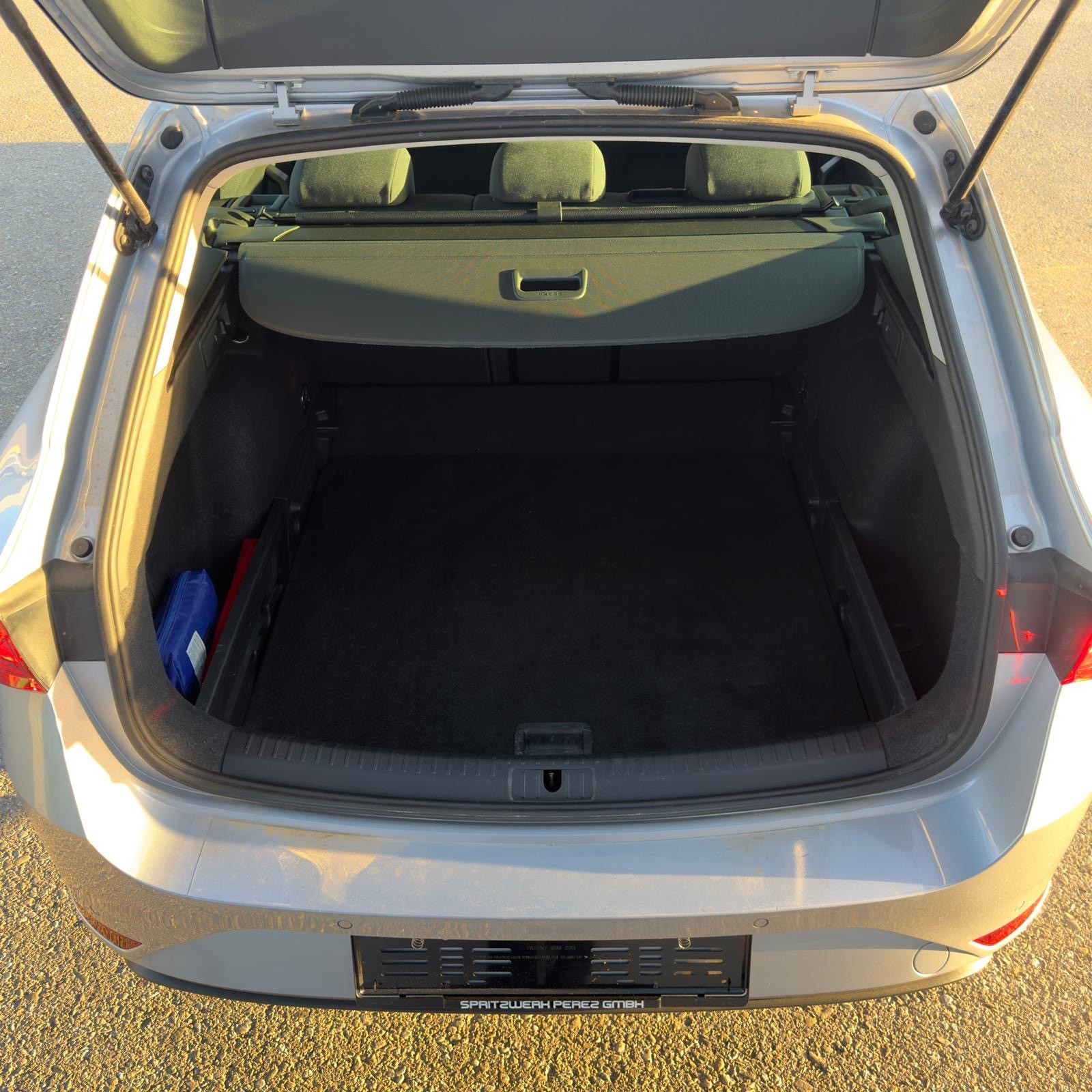 SEAT 2.0 TDI EVO DSG Style *CH FAHRZEUG*-image-9