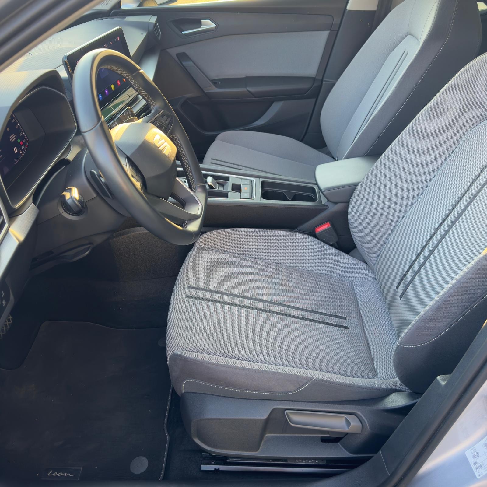 SEAT 2.0 TDI EVO DSG Style *CH FAHRZEUG*-image-8