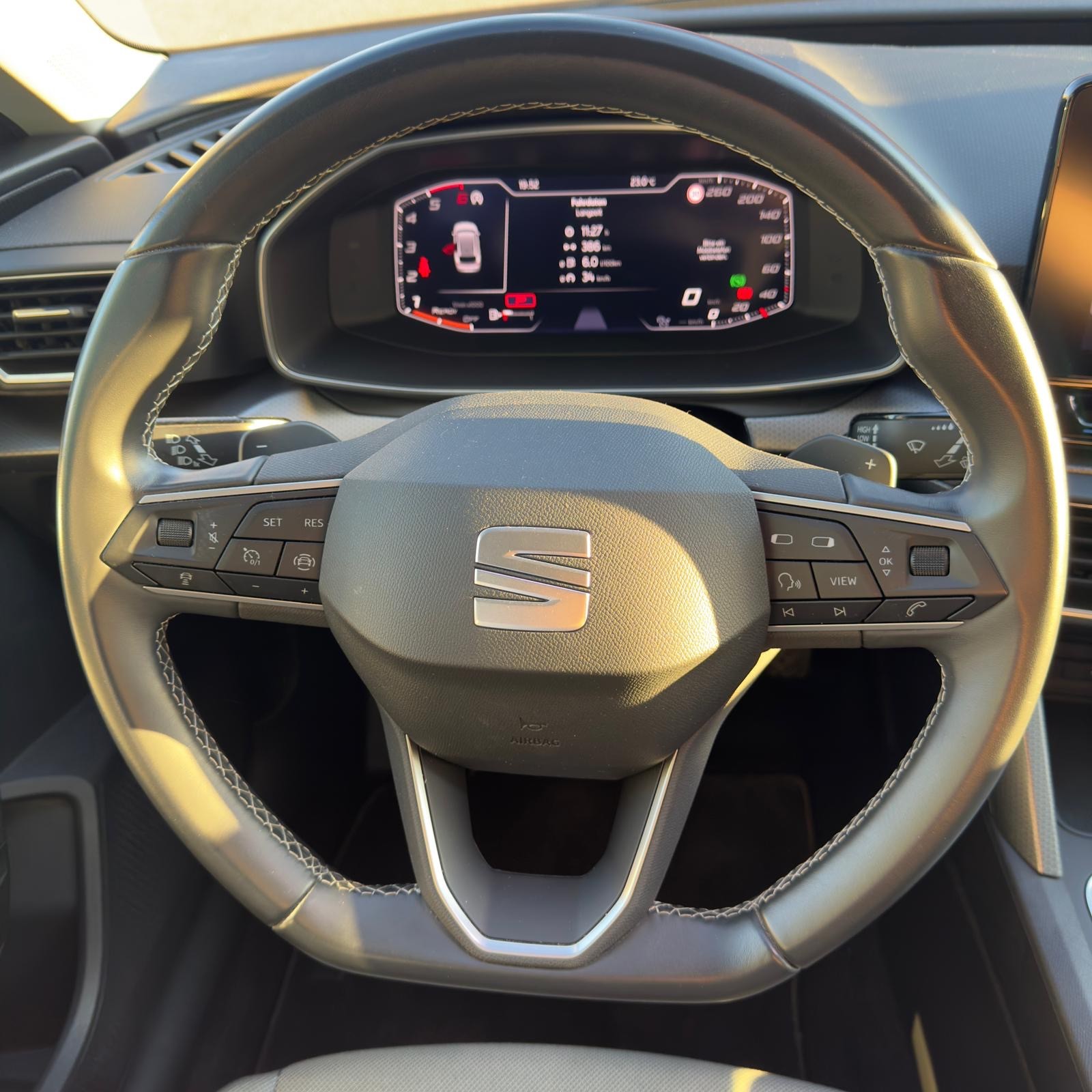 SEAT 2.0 TDI EVO DSG Style *CH FAHRZEUG*-image-10
