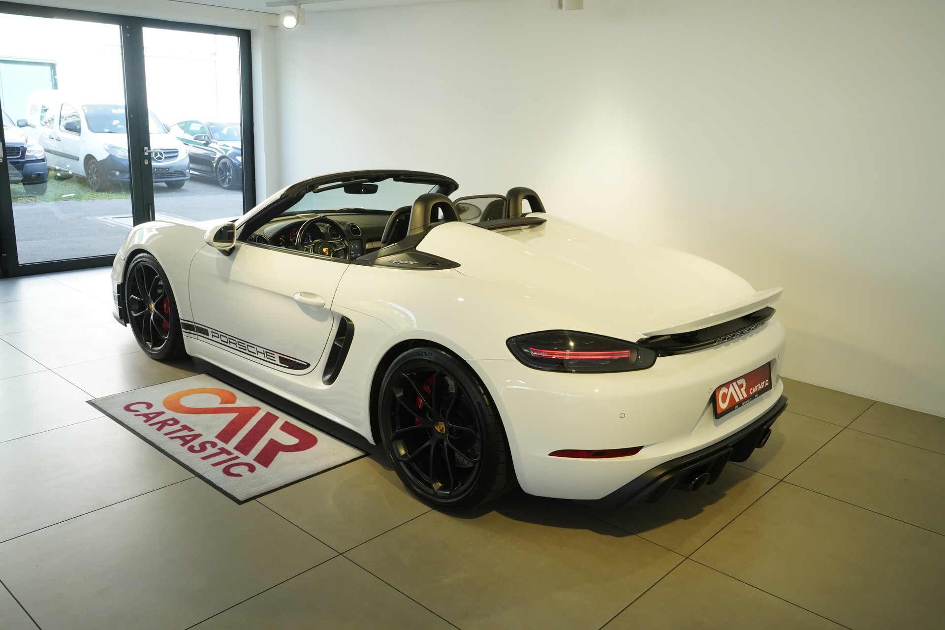 PORSCHE 718 Boxster Spyder / CH-Fahrzeug-image-2