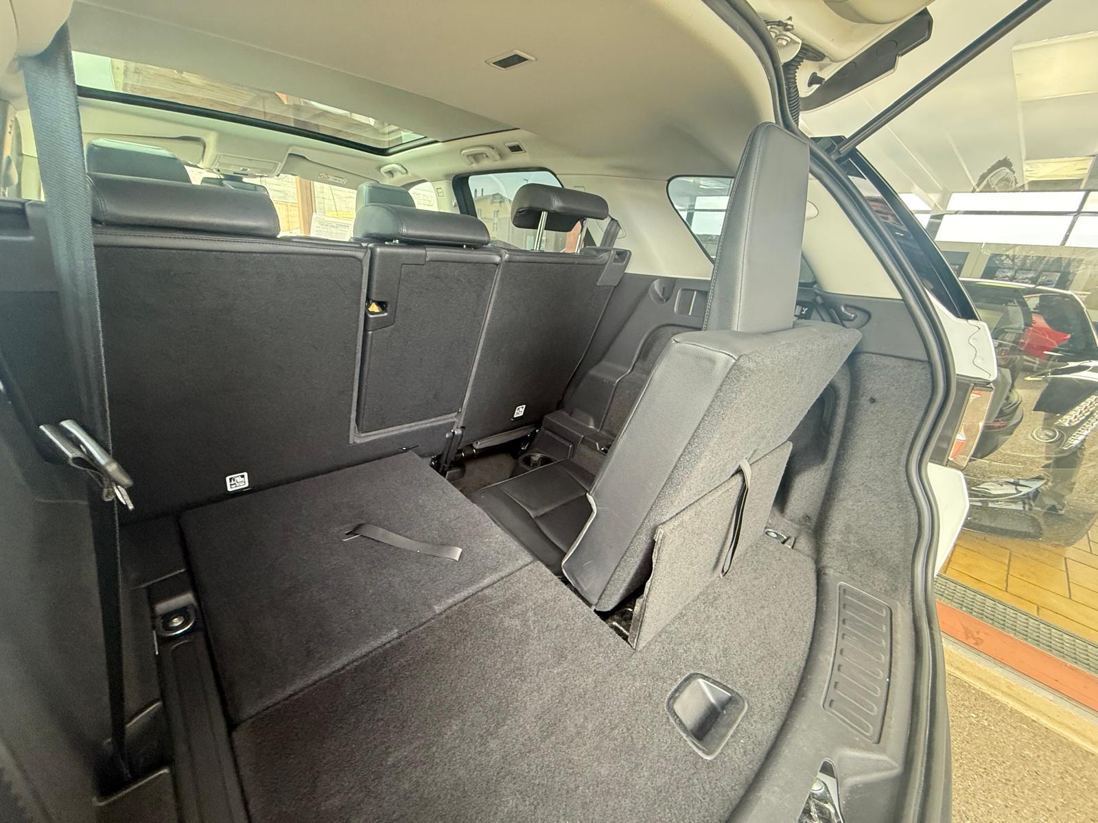 LAND ROVER Discovery Sport 2.0 TD4 SE AT9-image-9