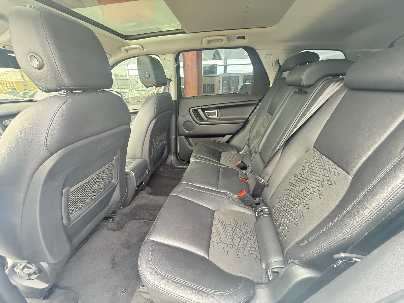 LAND ROVER Discovery Sport 2.0 TD4 SE AT9-image-8
