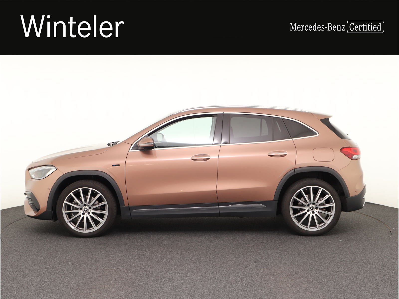 MERCEDES-BENZ GLA 250e AMG Line 8G-DCT-image-8