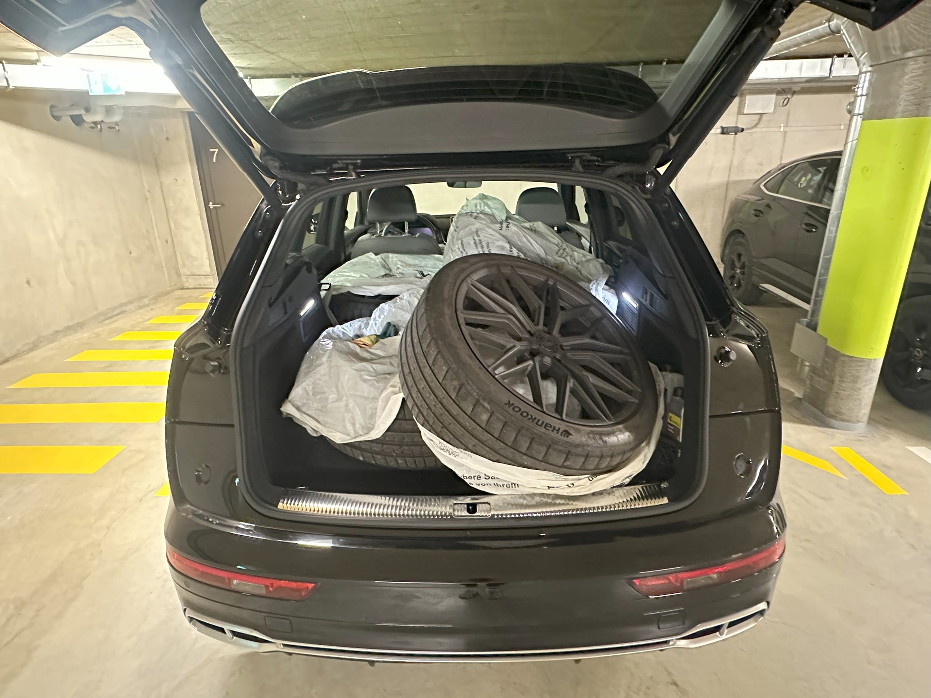 AUDI SQ5 3.0 TFSI quattro S-tronic-image-4