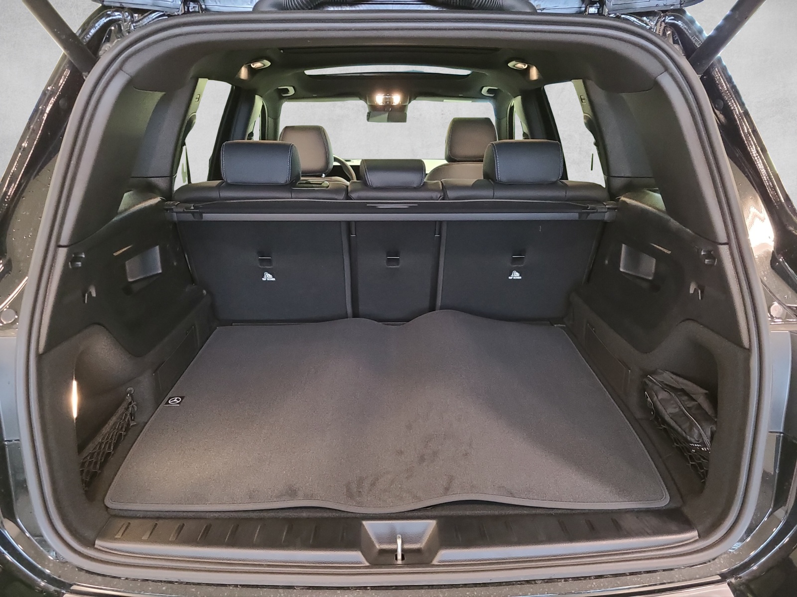 MERCEDES-BENZ GLB AMG 35 4Matic 8G-Tronic-image-13