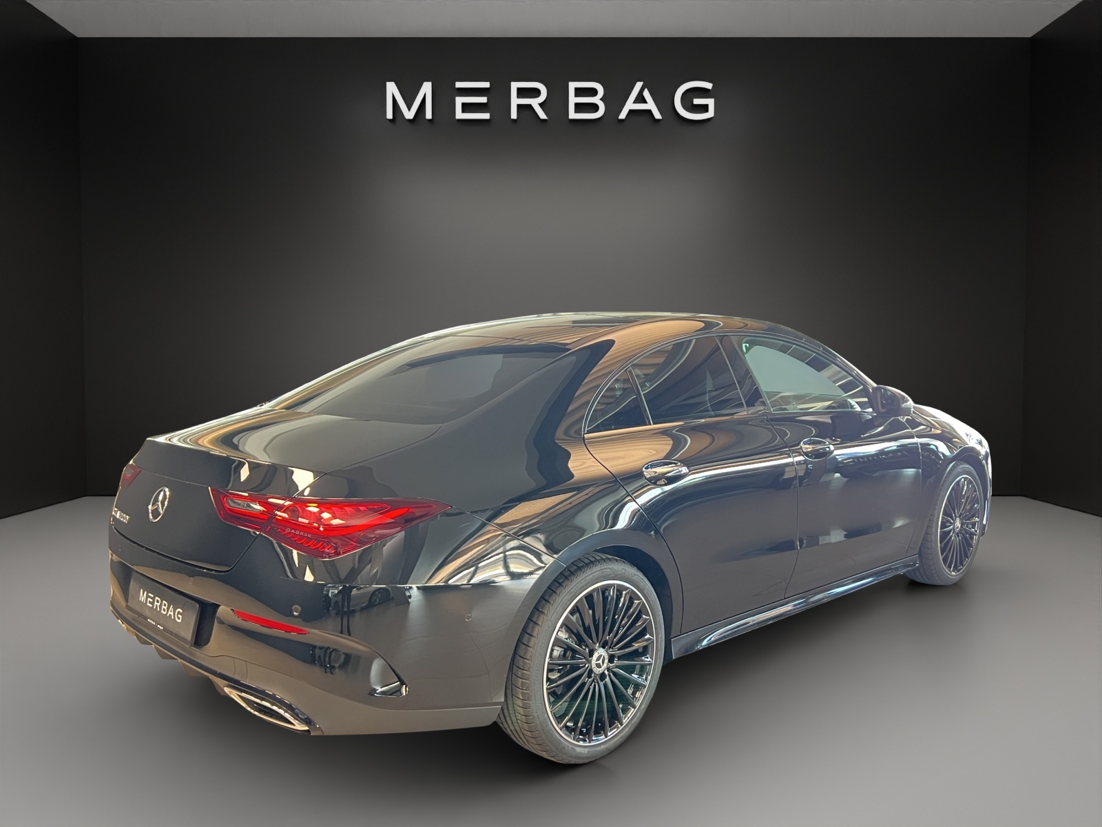 MERCEDES-BENZ CLA 200 7G-DCT-image-5