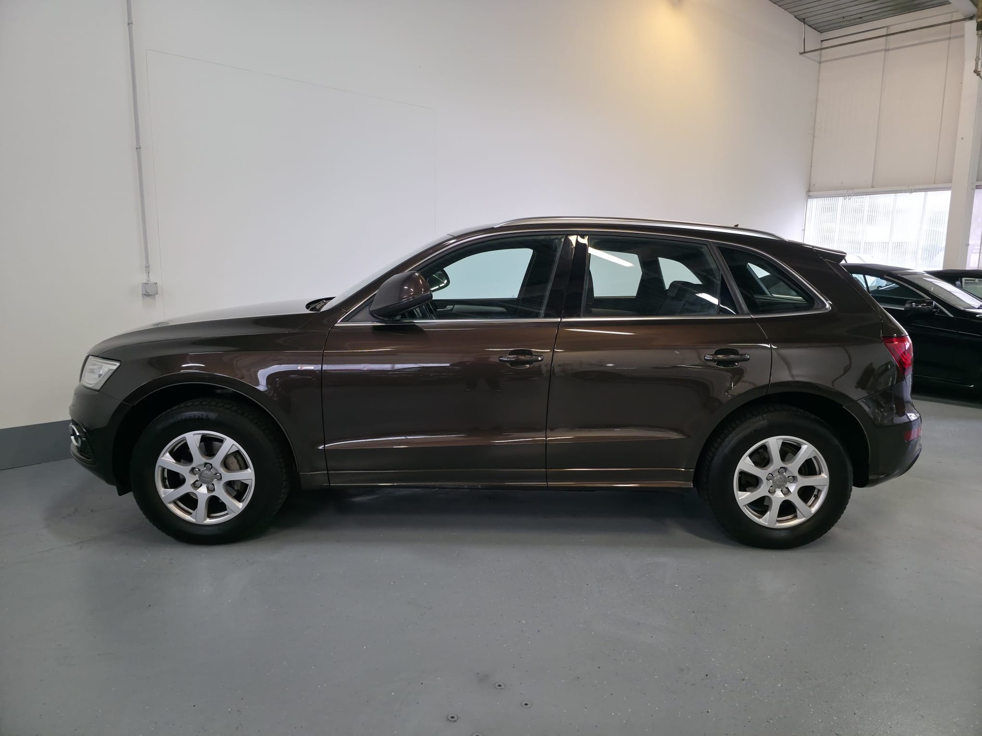 AUDI Q5 2.0 TFSI quattro tiptronic-image-5