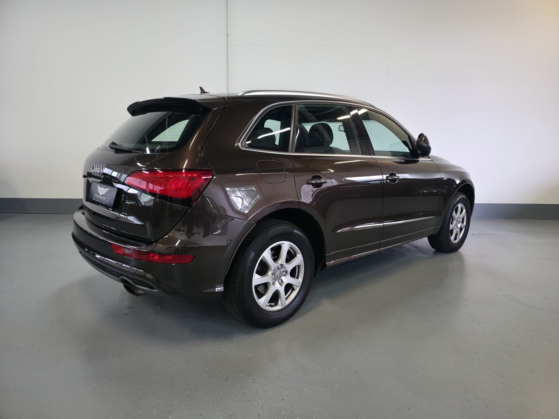 AUDI Q5 2.0 TFSI quattro tiptronic-image-9